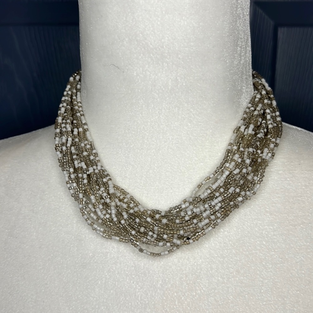 Glass bead necklace